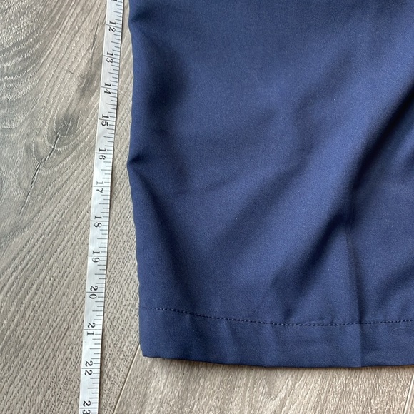 PGA Tour Blue Golf shorts with leg pocket . - Picture 5 of 7